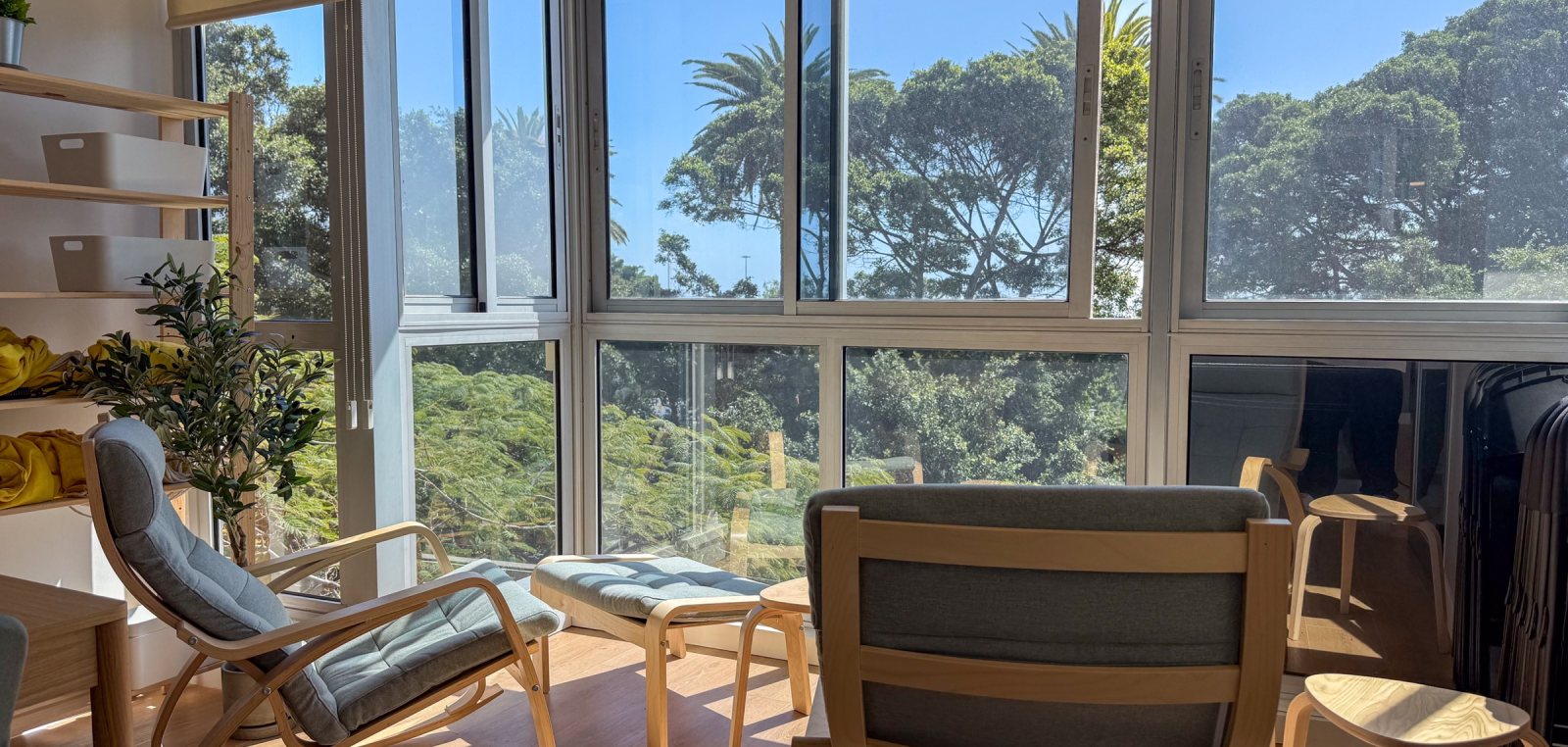 Coworking vs oficina tradicional: qué conviene a una empresa en Tenerife